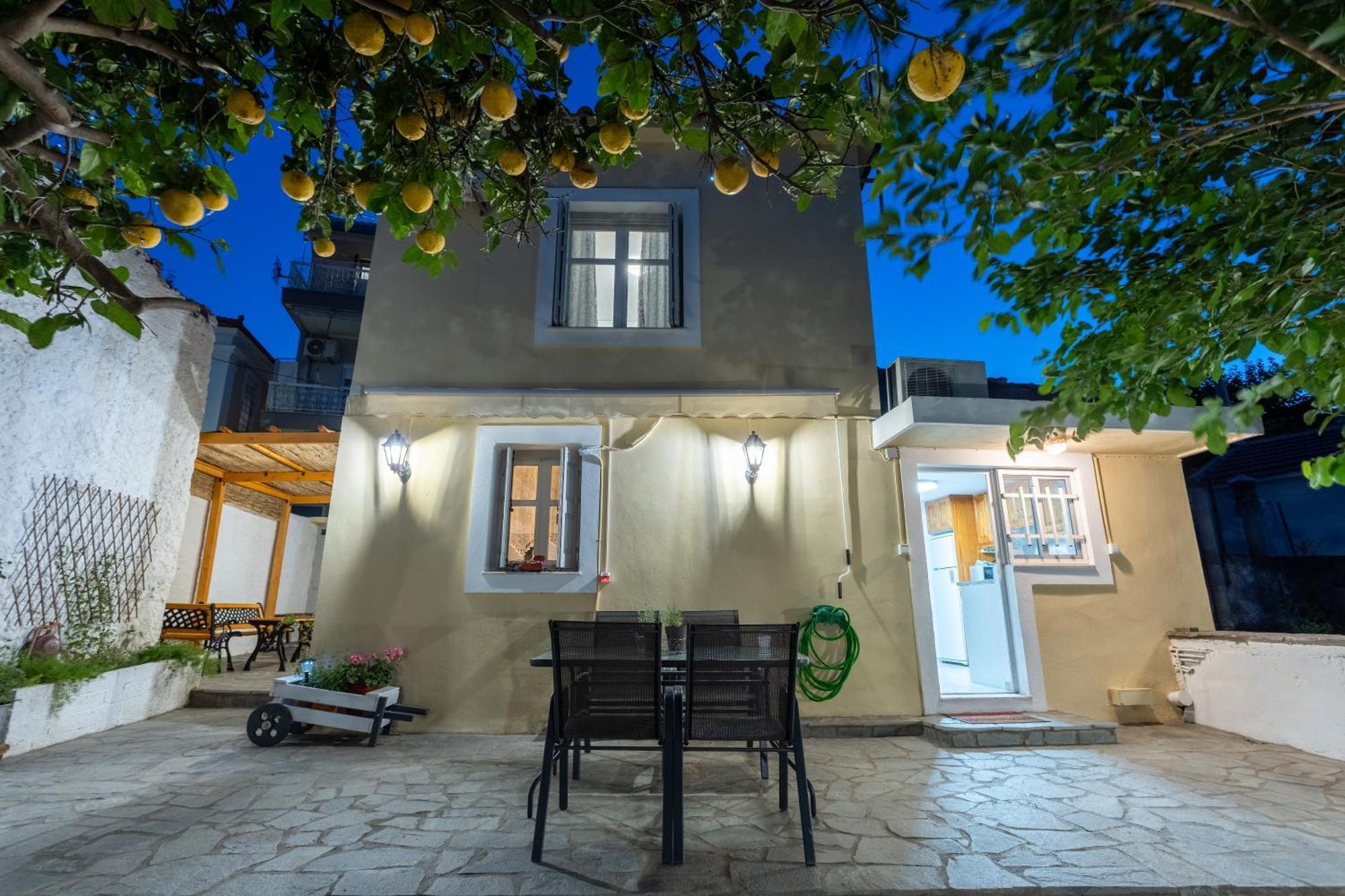 Spacious With Yard, Lesvos * Mytilene